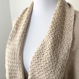 Cream XL cardigan sweater